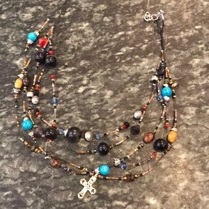 Beaded necklace with cross